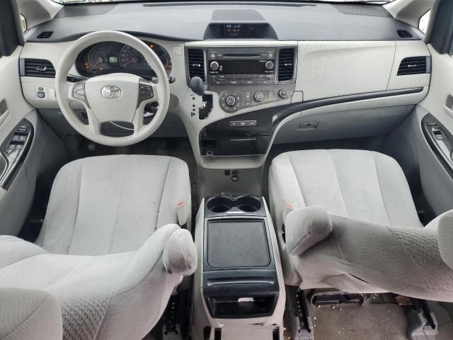 2012 Toyota Sienna LE