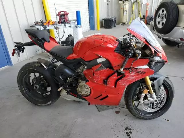 2024 Ducati Panigale V4S