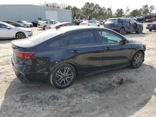 2022 KIA Forte GT Line