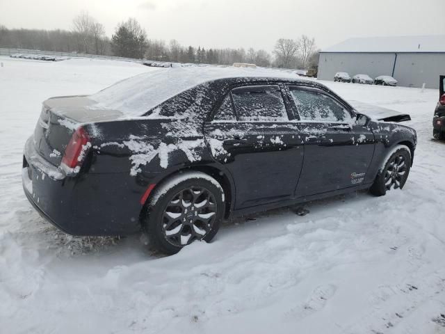 2019 Chrysler 300 Touring