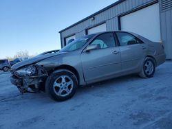 Carros salvage sin ofertas aún a la venta en subasta: 2005 Toyota Camry LE