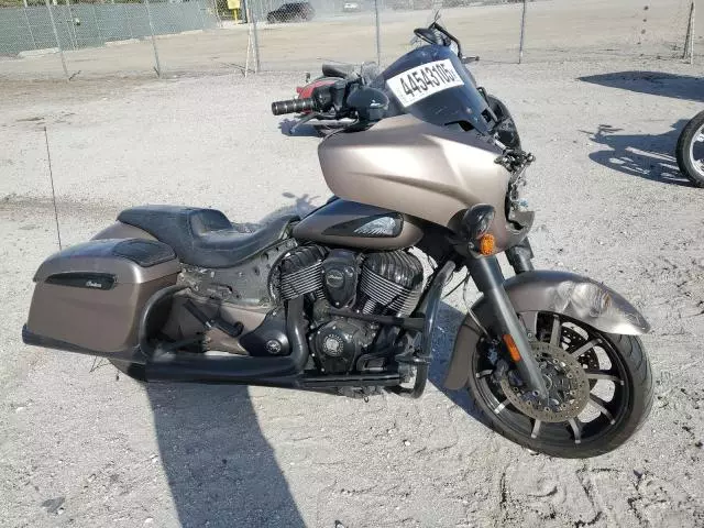 2019 Indian Motorcycle Co. Chieftain Dark Horse