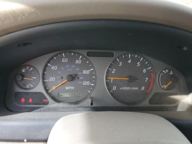 2000 Nissan Sentra Base