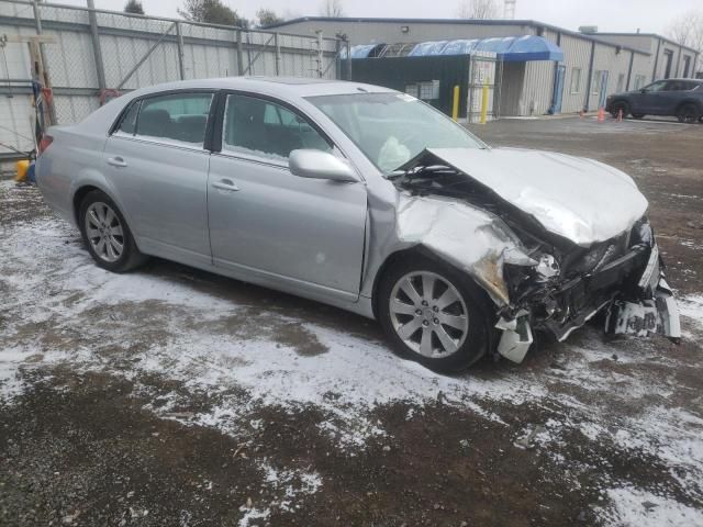 2005 Toyota Avalon XL