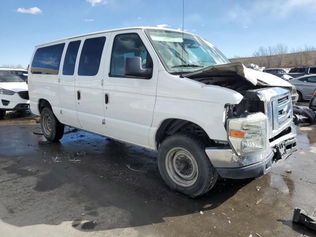 2011 Ford Econoline E350 Super Duty Wagon