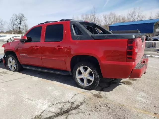 2011 Chevrolet Avalanche LS