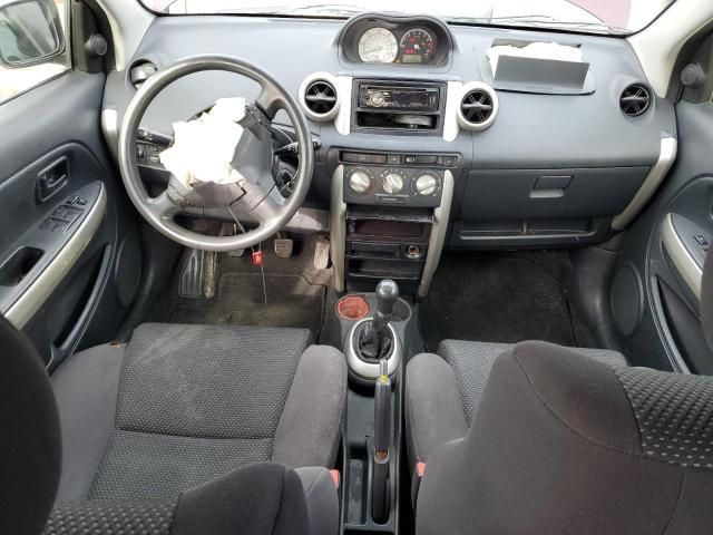 2004 Scion XA