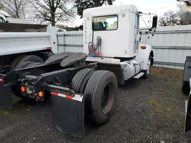 2007 Kenworth Construction T300