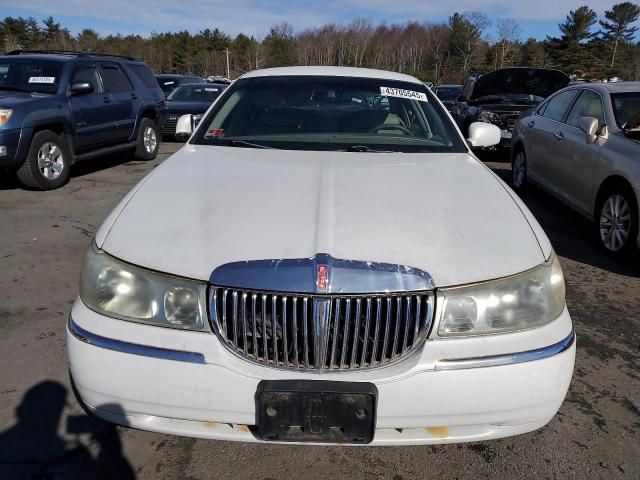 2001 Lincoln Town Car Executive