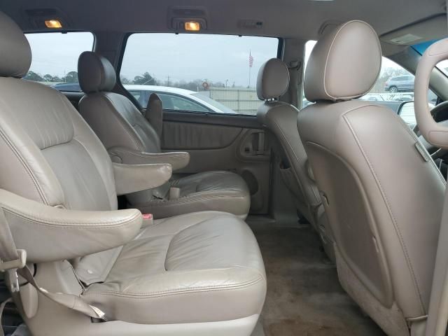 2008 Toyota Sienna XLE