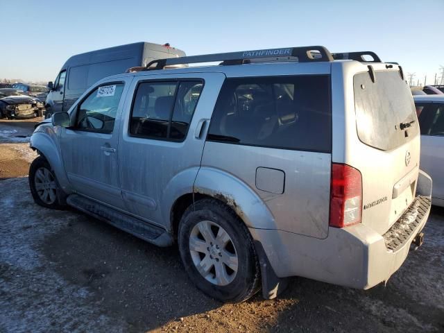 2005 Nissan Pathfinder LE