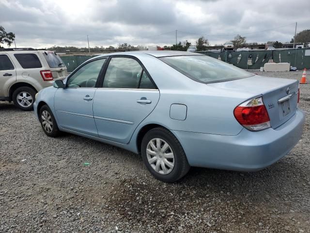 2005 Toyota Camry LE