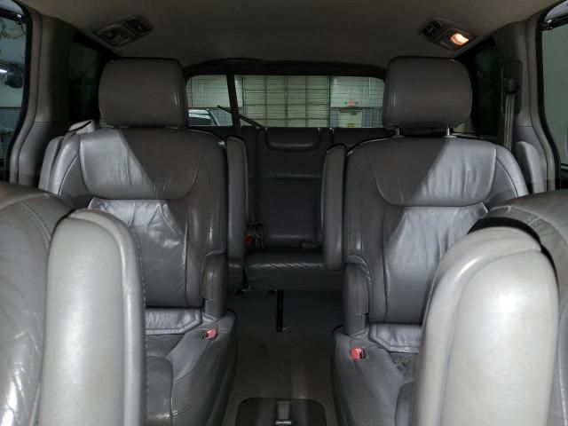 2004 Toyota Sienna XLE