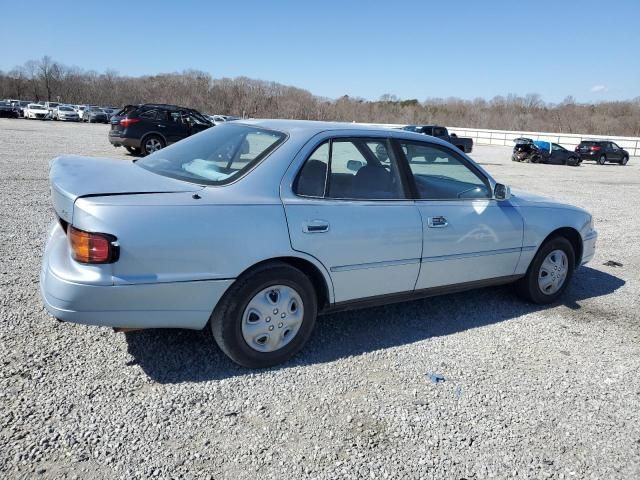 1992 Toyota Camry LE