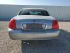 2006 Lincoln Town Car Signature Limited