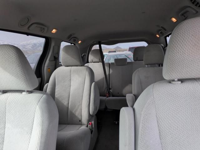 2012 Toyota Sienna LE