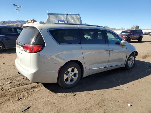 2017 Chrysler Pacifica Touring L Plus