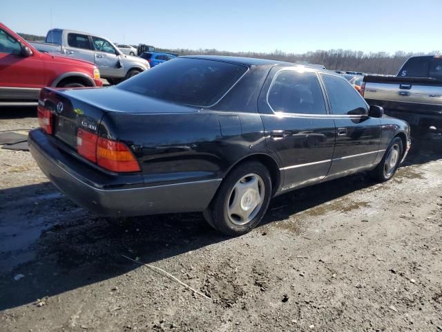 1999 Lexus LS 400