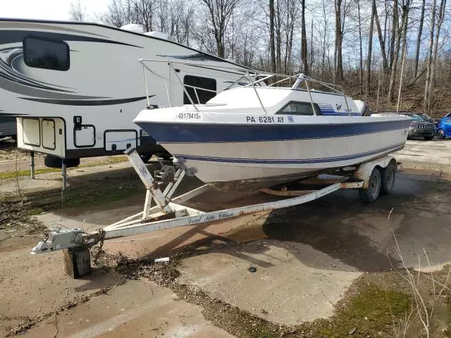 1990 Wells Cargo 1990 Wellcraft Boat