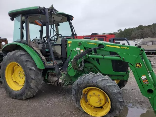 2018 John Deere 5085E