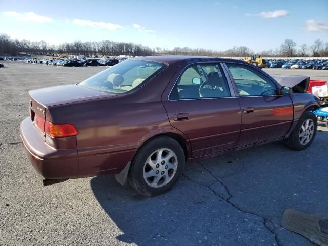 2000 Toyota Camry LE