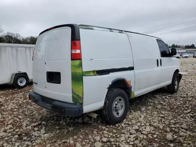 2020 Chevrolet Express G2500