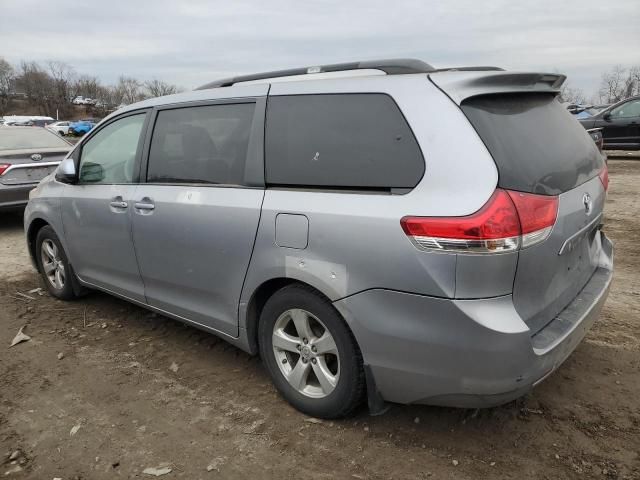 2013 Toyota Sienna LE