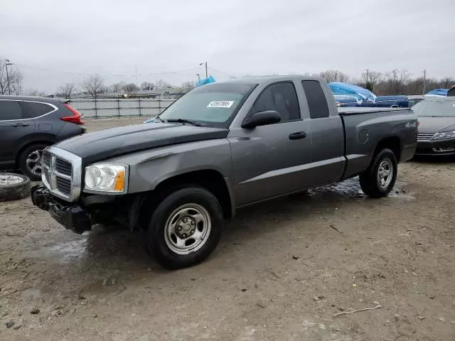 2005 Dodge Dakota ST