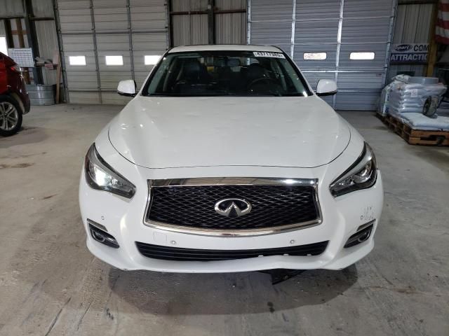 2015 Infiniti Q50 Base