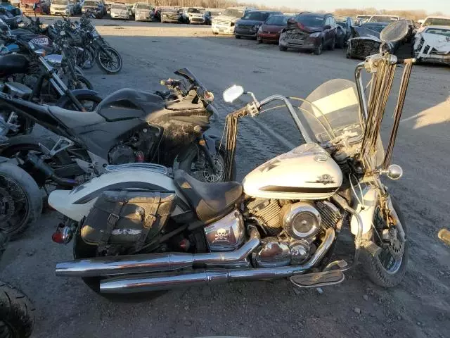 2002 Yamaha XVS1100 A