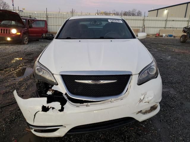 2013 Chrysler 200 Limited