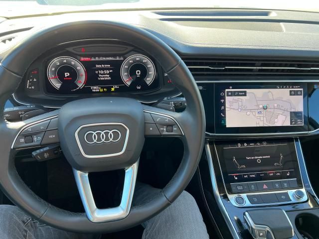 2024 Audi Q7 Premium Plus