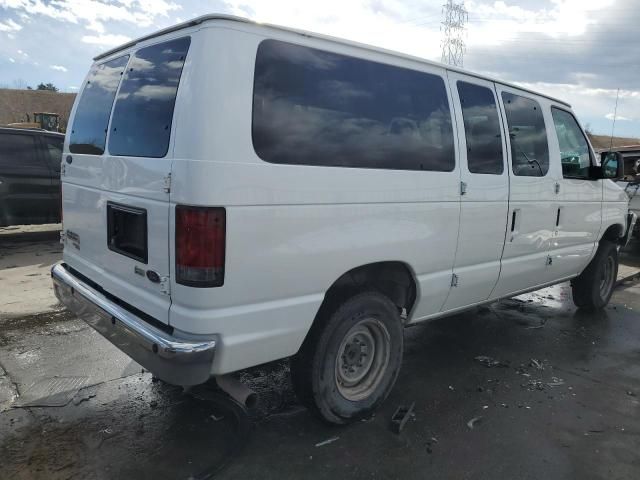 2011 Ford Econoline E350 Super Duty Wagon