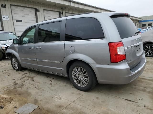 2016 Chrysler Town & Country Touring L