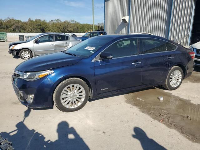 2013 Toyota Avalon Hybrid