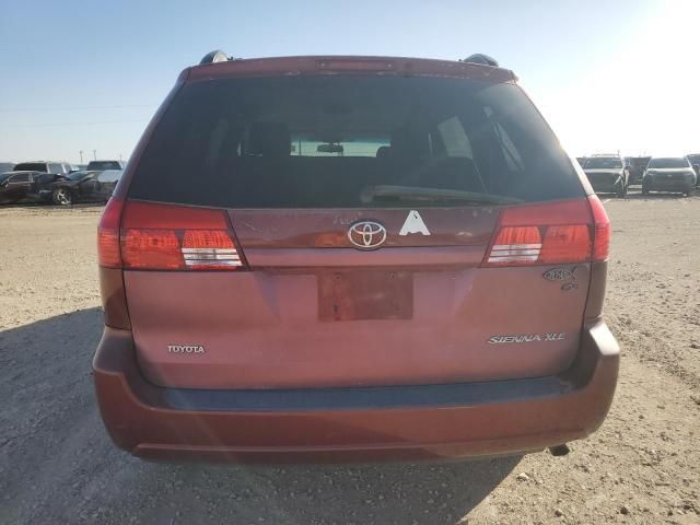 2004 Toyota Sienna XLE