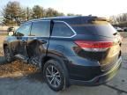 2017 Toyota Highlander SE