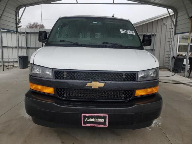 2022 Chevrolet Express G2500