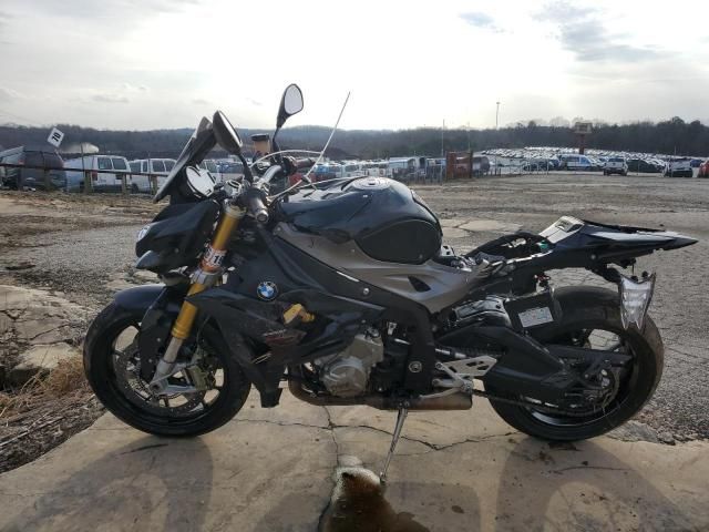 2015 BMW S 1000 R