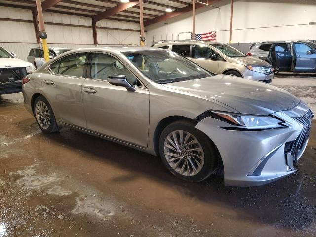 2019 Lexus ES 300H