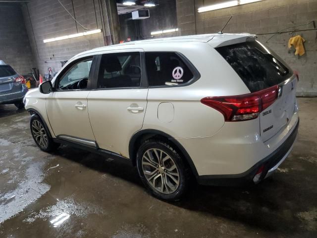 2016 Mitsubishi Outlander SE