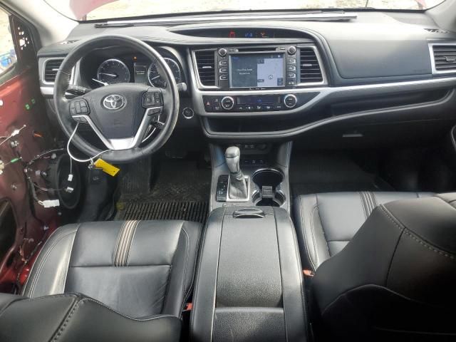 2018 Toyota Highlander SE