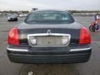 2010 Lincoln Town Car Signature Limited