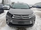 2017 Toyota Highlander SE