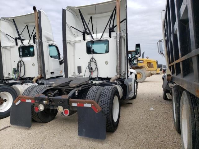 2015 Peterbilt 579