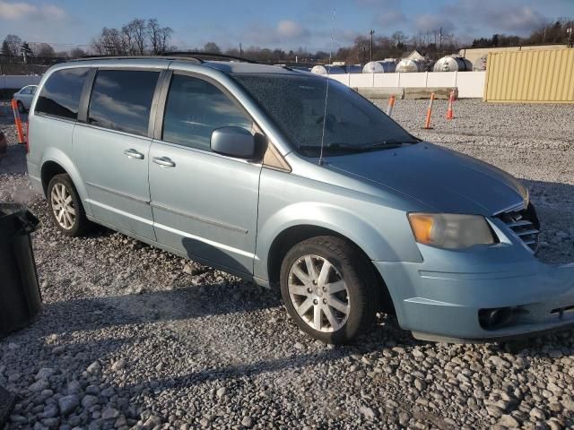 2009 Chrysler Town & Country Touring