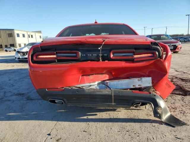 2016 Dodge Challenger SXT