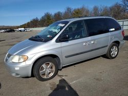 Clean Title Cars for sale at auction: 2005 Dodge Caravan SXT