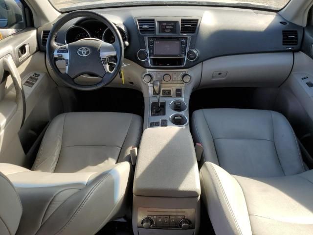 2013 Toyota Highlander Base