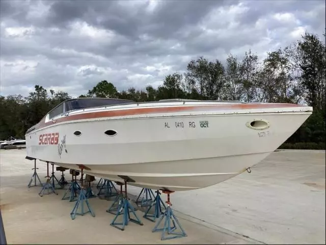 1989 Wells Cargo 1989 Wellcraft Scarab